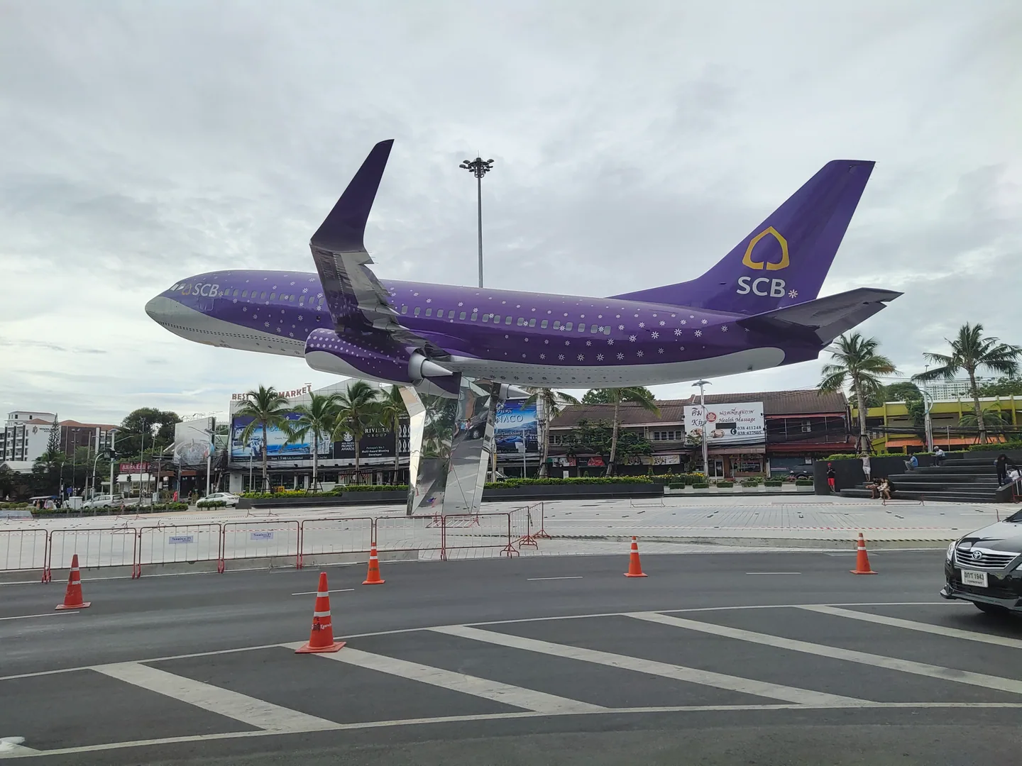 The purple aircraft display outside Terminal 21 Pattaya.